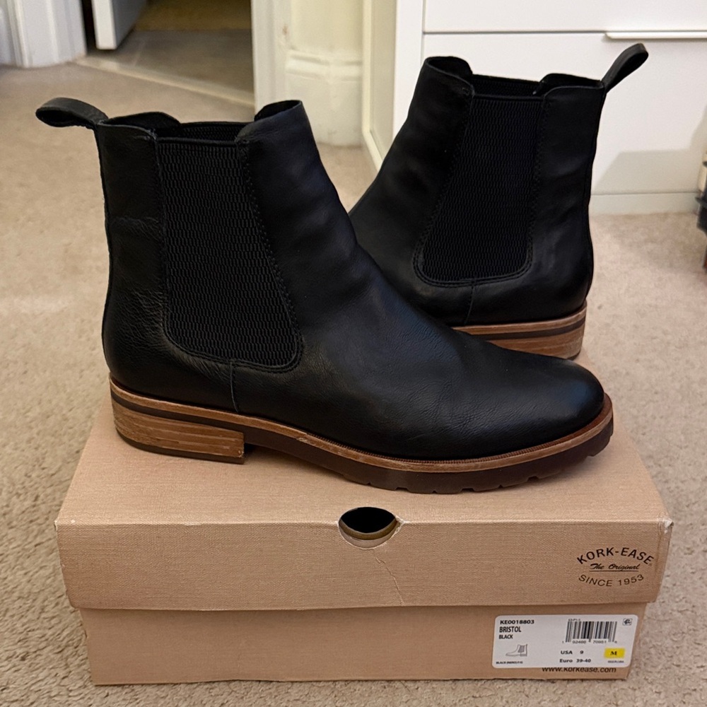 Kork-Ease Women’s Black Leather Chelsea Boots